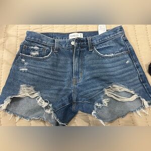 Abercrombie and Fitch mid rise boyfriend shorts